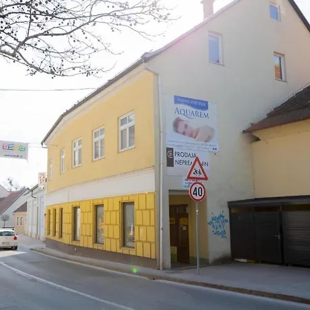 Casa de hóspedes Soba Za Nocitev Za Eno Osebo