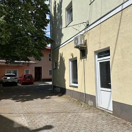 Casa de hóspedes Soba Za Nocitev Za Eno Osebo Slovenska Bistrica