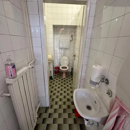 Soba Za Nocitev Za Eno Osebo * Slovenska Bistrica